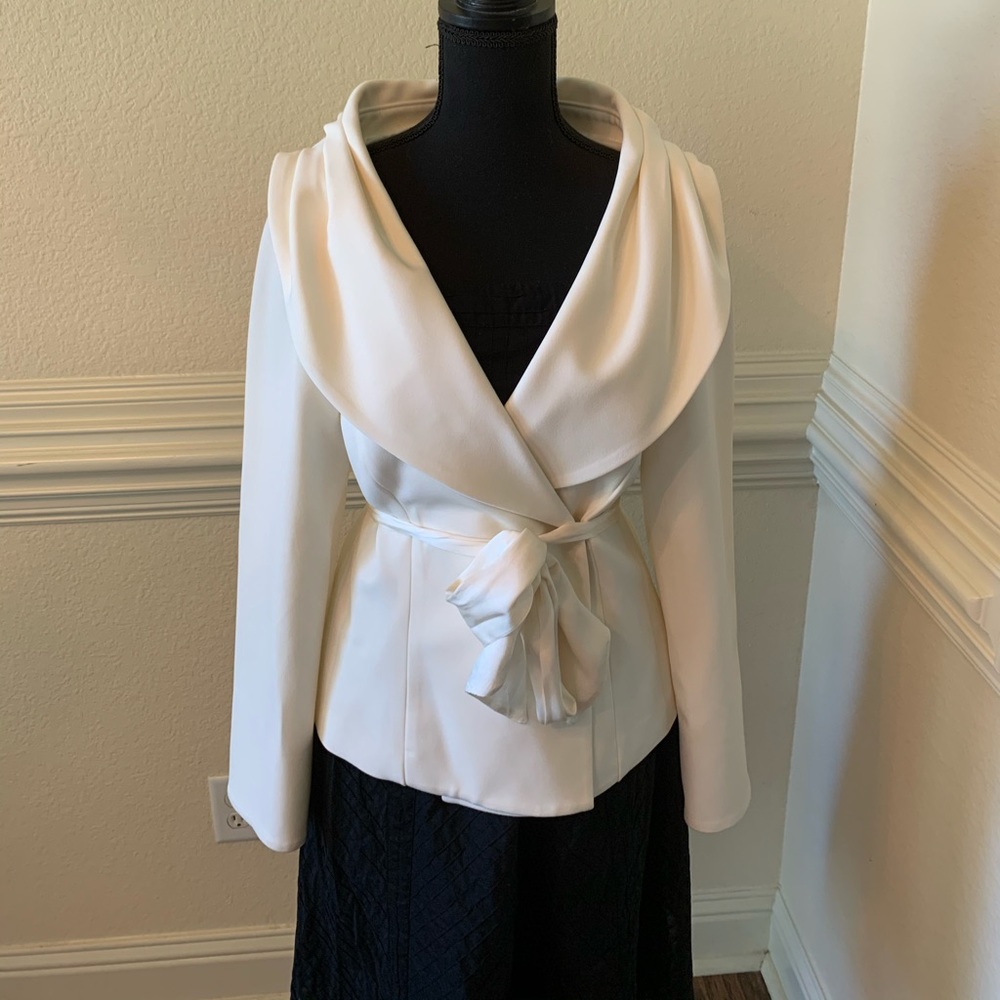Cream wrap jacket